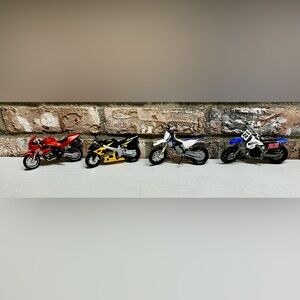 Rare Lot Of 4 Diecast Triumph, Husquavarna, Police, & Suzuki Motorcycles Toys